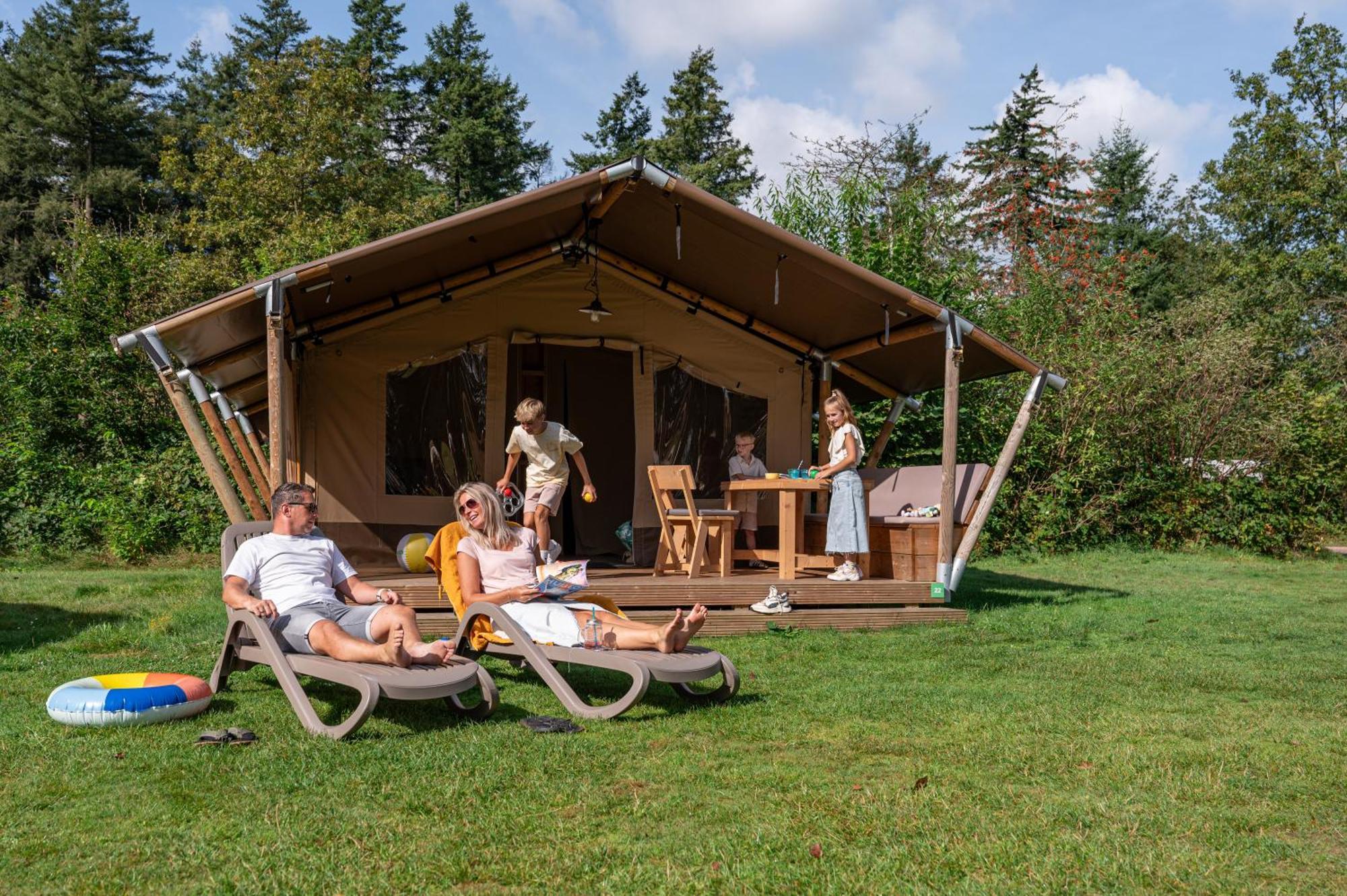 Rcn Vakantiepark De Roggeberg アッペルスカ エクステリア 写真